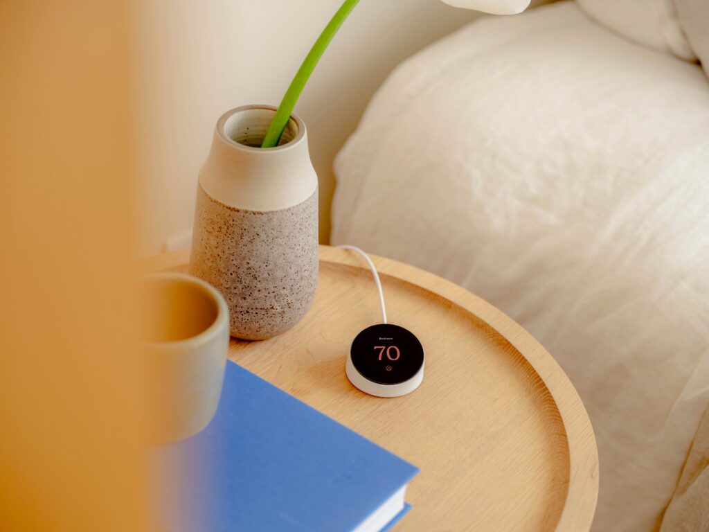 Quilt_Dial_Tabletop_Nightstand